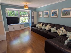 Living Room- click for photo gallery